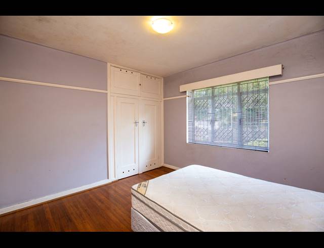2 BEDROOM APARTMENT FOR SALE IN GLENWOOD